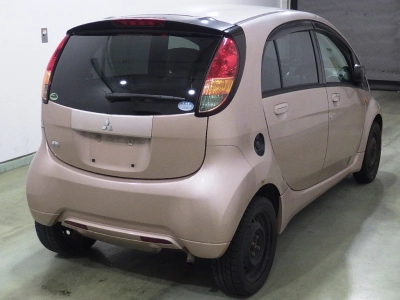 MITSUBISHI I