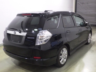 HONDA FIT SHUTTLE