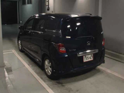 HONDA FREED SPIKE