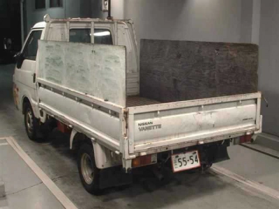 NISSAN VANETTE TRUCK