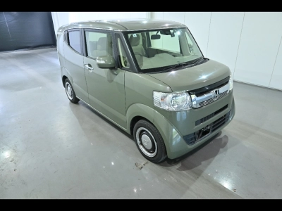 HONDA N-BOX SLASH