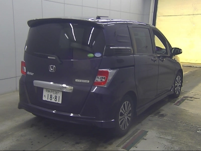 HONDA FREED SPIKE
