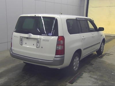 TOYOTA SUCCEED VAN