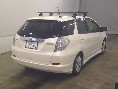 HONDA FIT SHUTTLE