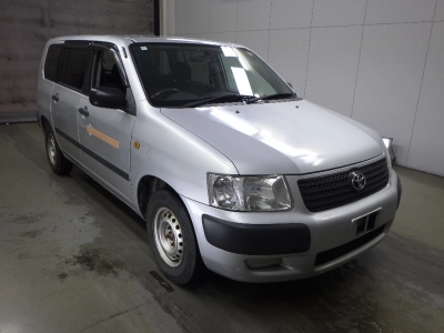 TOYOTA SUCCEED VAN