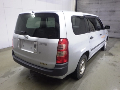 TOYOTA SUCCEED VAN