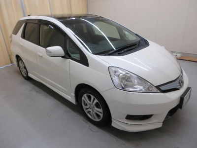HONDA FIT SHUTTLE