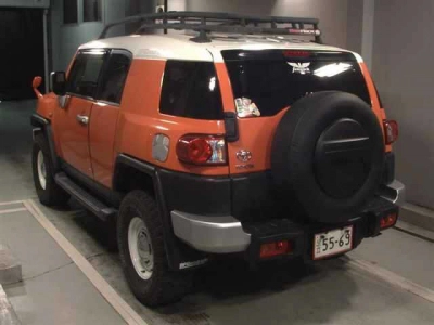 TOYOTA FJ CRUISER