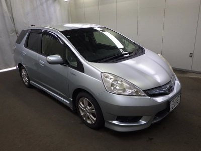 HONDA FIT SHUTTLE