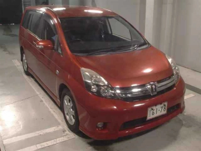 TOYOTA ISIS