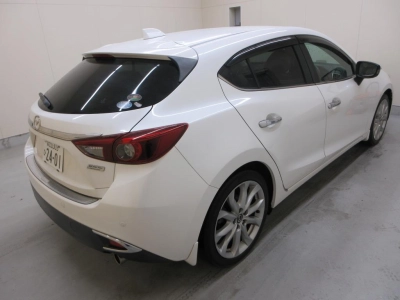 MAZDA AXELA SPORT