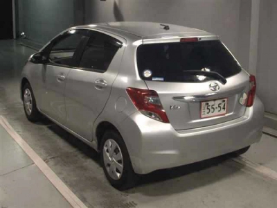 TOYOTA VITZ
