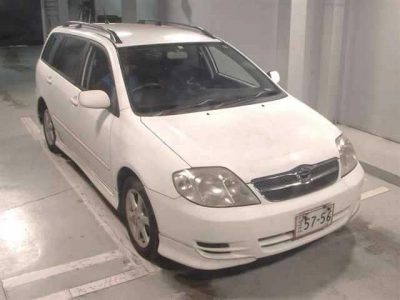 TOYOTA COROLLA FIELDER