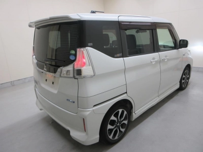 MITSUBISHI DELICA D:2