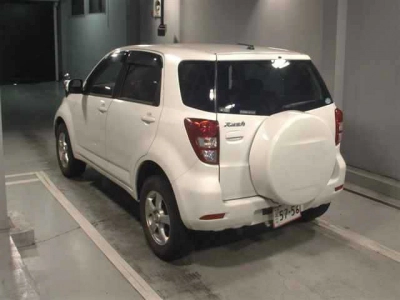 TOYOTA RUSH