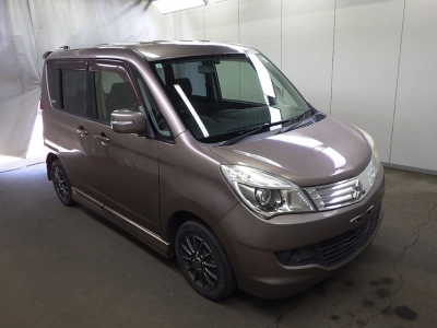 MITSUBISHI DELICA D:2