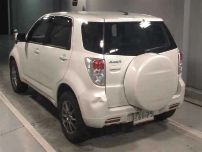 TOYOTA RUSH