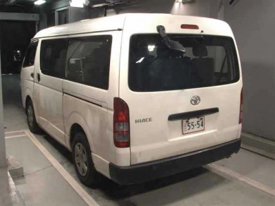 TOYOTA HIACE WAGON
