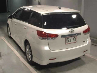TOYOTA WISH