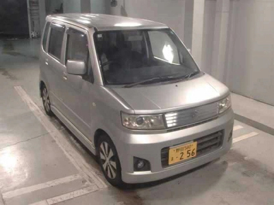 SUZUKI WAGON R STINGRAY