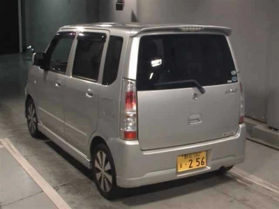 SUZUKI WAGON R STINGRAY