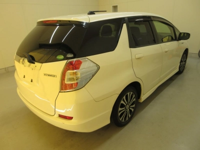 HONDA FIT SHUTTLE