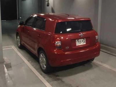 TOYOTA IST