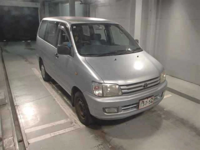 TOYOTA TOWN ACE NOAH
