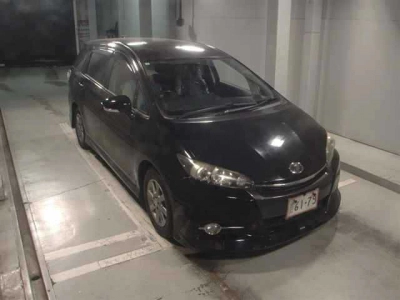 TOYOTA WISH