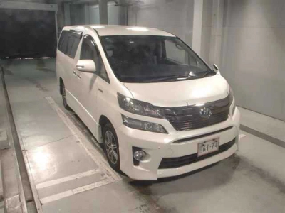 TOYOTA VELLFIRE