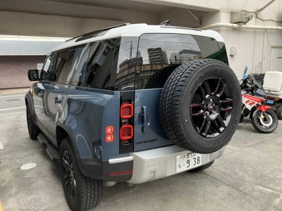 LAND ROVER DEFENDER