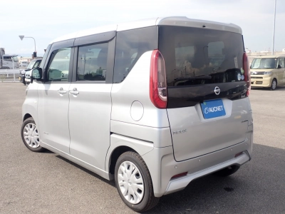 NISSAN ROOX