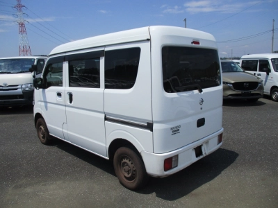 NISSAN NV100 CLIPPER
