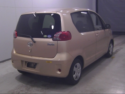 TOYOTA PORTE