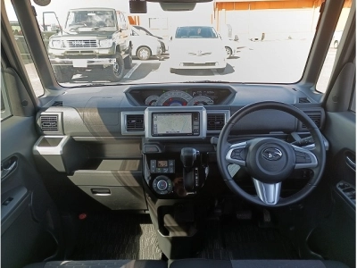 DAIHATSU WAKE