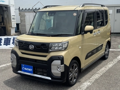 DAIHATSU TANTO FUN CROSS