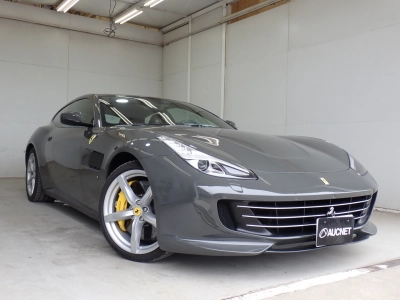 FERRARI GTC4LUSSO