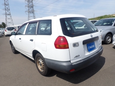 NISSAN AD VAN