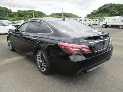 TOYOTA CROWN HYBRID