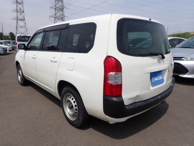 TOYOTA SUCCEED VAN