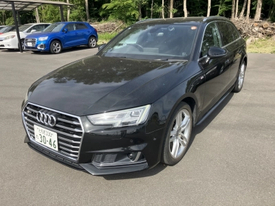 AUDI A4 AVANTE