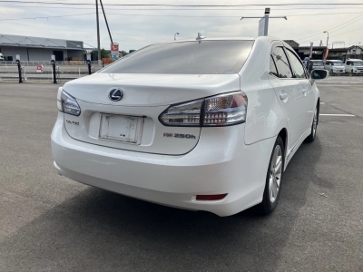 LEXUS HS