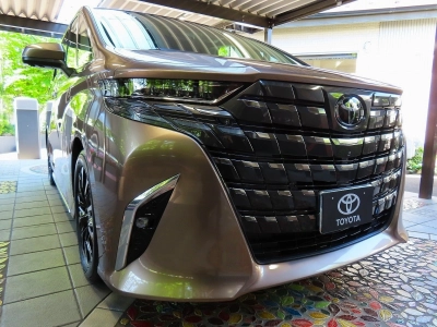 TOYOTA ALPHARD