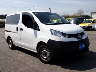 NISSAN NV200 VANETTE VAN