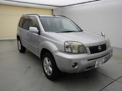 NISSAN X-TRAIL