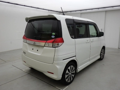MITSUBISHI DELICA D:2