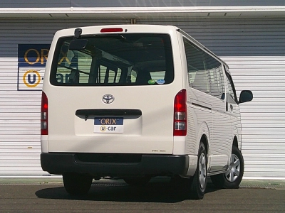 TOYOTA HIACE VAN