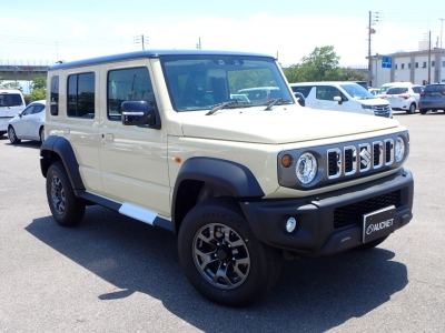 SUZUKI JIMNY NOMADE