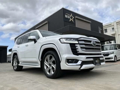 TOYOTA LAND CRUISER