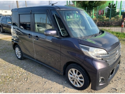 NISSAN DAYZ ROOX